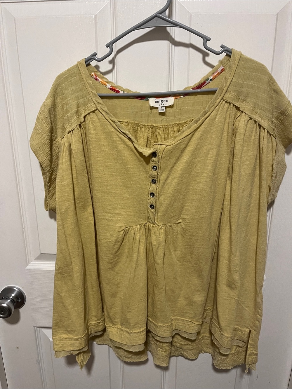 Umgee Women's Mustard color Short Sleeve Henley Top